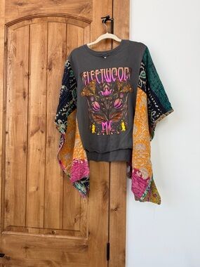 Boho graphic T with huge bell sleeves